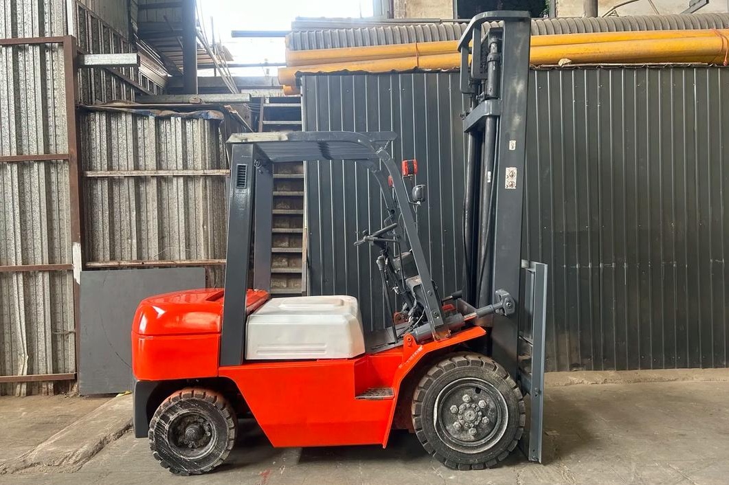 The Ultimate Guide to Forklift Battery Chargers: Boost Productivity & Efficiency