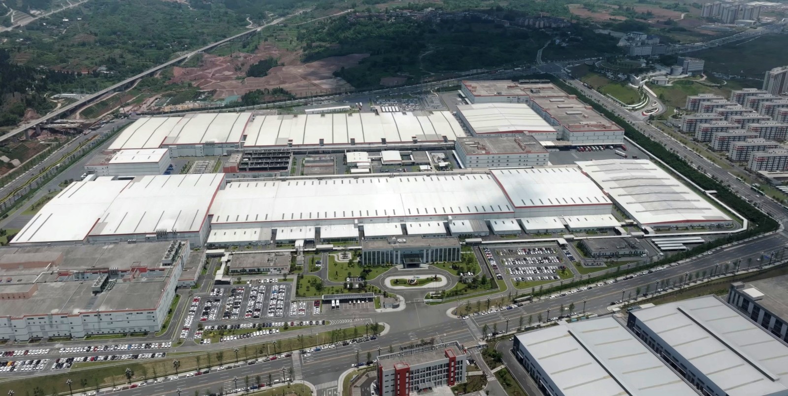 CATL's Yibin Plant Earns WEF Designation as Industry’s First Sustainability Lighthouse CATL's Yibin Plant Earns WEF Designation as Industry’s First Sustainability Lighthouse