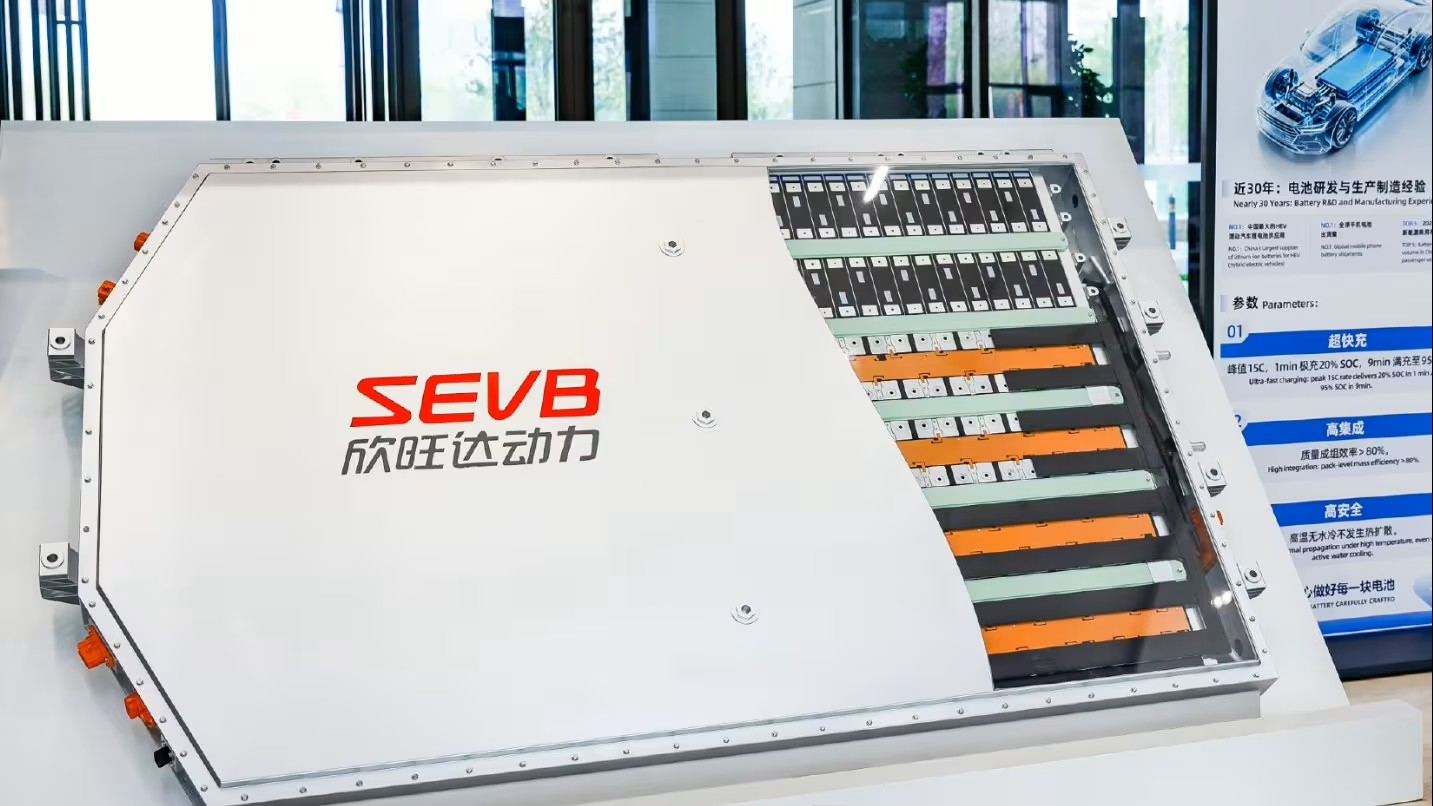 Sunwoda Unveils 15C Flash-Charging Battery System, Promising a 10%–97% Charge in Nine Minutes
