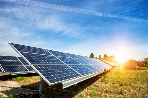 Charging LiFePO4 Batteries with Solar: The Complete Guide to Efficient and Sustainable Power